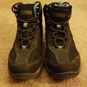 Like new leather hiking boots